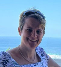 Gudrun Hays — FAANGFluent coach, UK-based ESL specialist